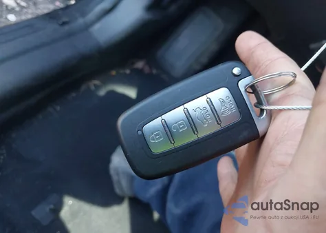 2013 Hyundai Veloster Turbo W/Blue z USA, uszkodzony, nr VIN KMHTC6AE2DU130793